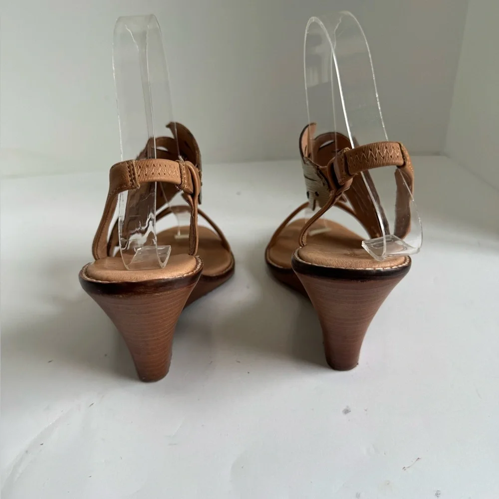 Tommy Bahama Plumeria Leather Wedge Sandals Size 6.5_10